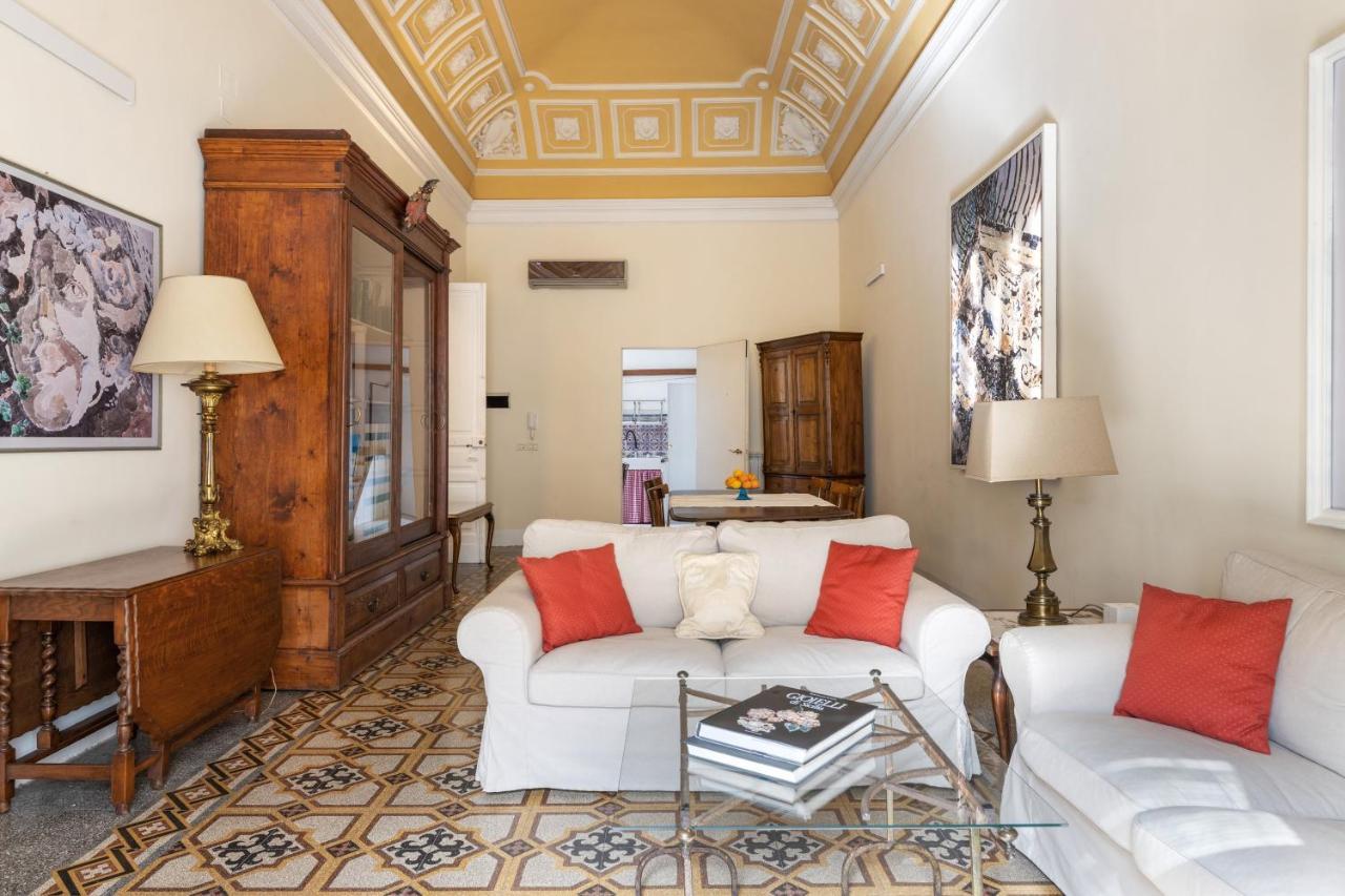Catania City Center Historical Building Home Extérieur photo