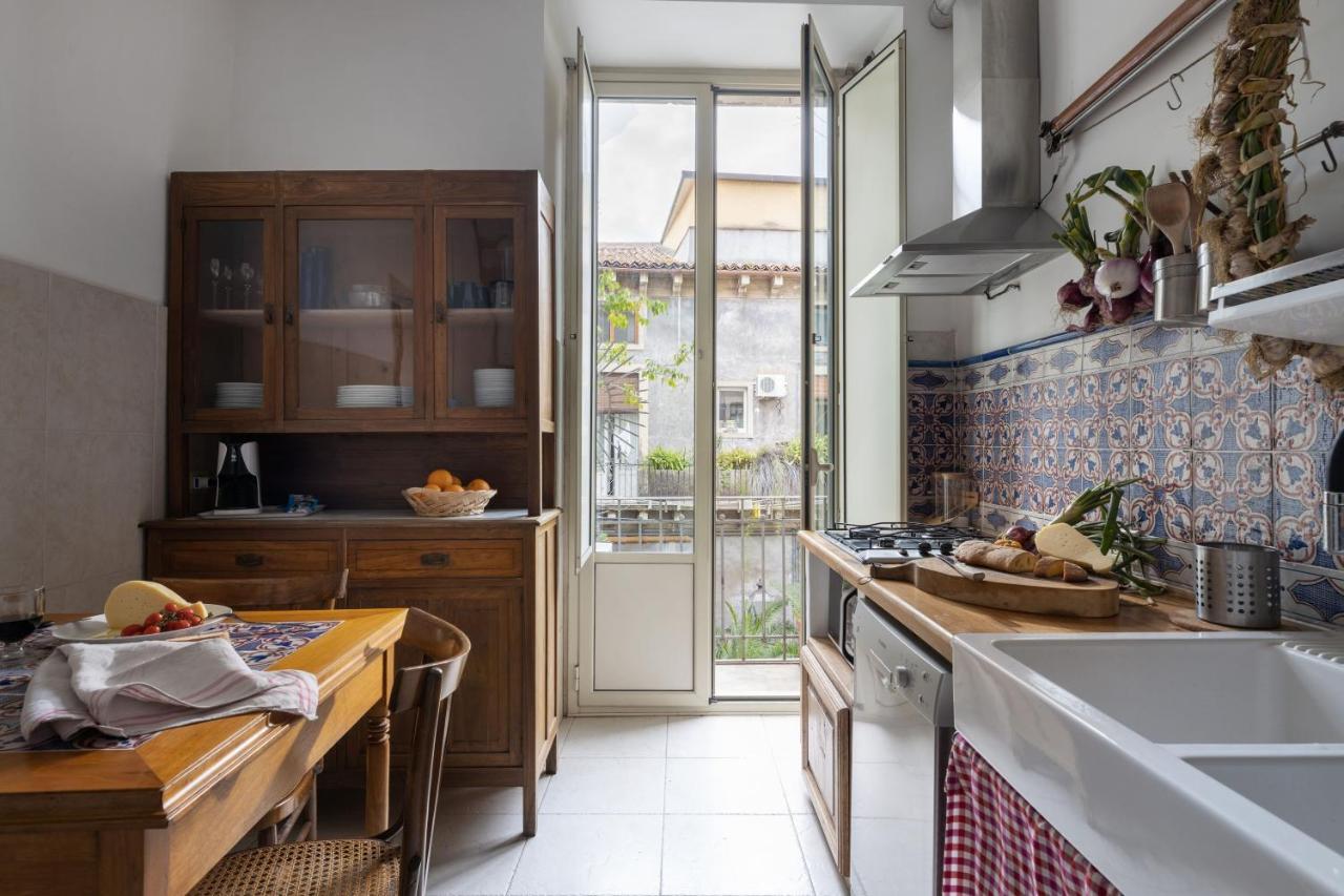 Catania City Center Historical Building Home Extérieur photo